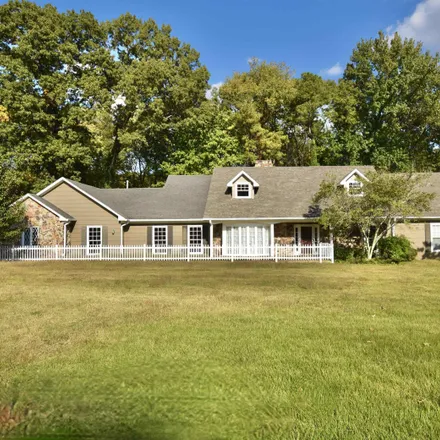 Buy this 5 bed house on 118 Tuckahoe Road in Madison County, TN 38305