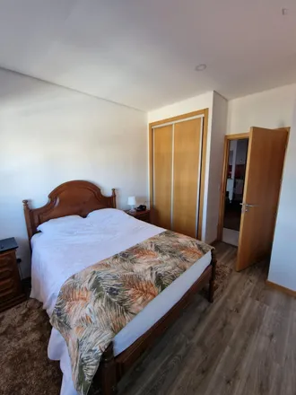 Rent this 1 bed apartment on Rua Direita de Francos in 4250-198 Porto, Portugal