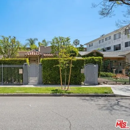 Rent this 2 bed house on 732 Westbourne Drive in West Hollywood, CA 90069