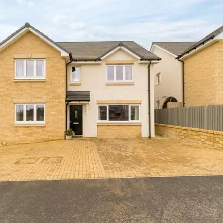 Buy this 5 bed house on Bellwood Place in Penicuik, EH26 0GH