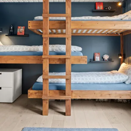 Rent this 3 bed apartment on Hellerudsvingen 9 in 0684 Oslo, Norway