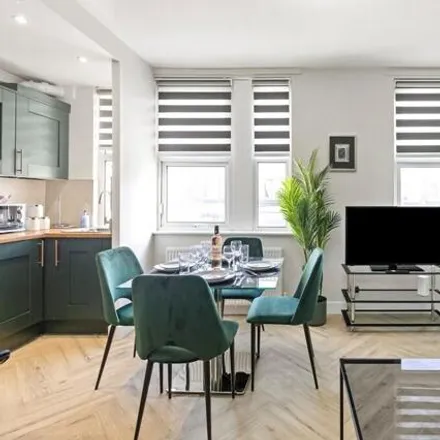 Rent this 2 bed apartment on 140 Lavender Hill in London, SW11 5RA
