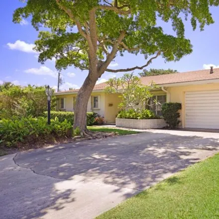 Image 4 - 102 Gulfstream Road, North Palm Beach, FL 33408, USA - House for sale