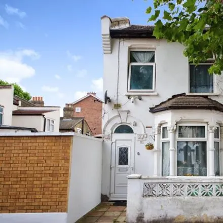 Image 1 - 19 Spencer Road, London, E6 1HH, United Kingdom - House for sale