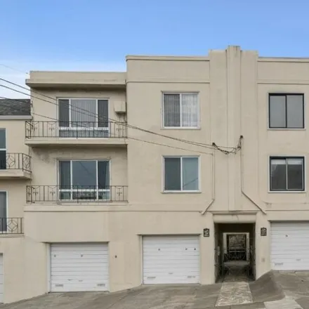 Buy this 1 bed condo on 1354;1356 17th Avenue in San Francisco, CA 94122