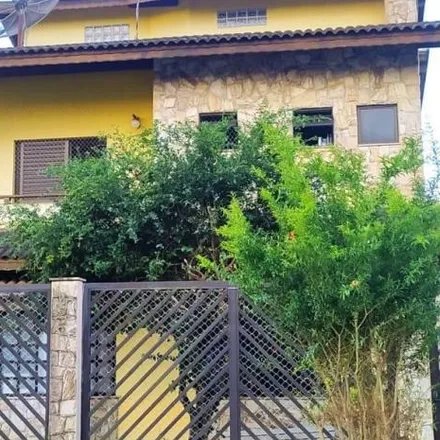 Buy this 3 bed house on Rua Vereador Bento Rodrigues in Nova Caieiras, Caieiras - SP