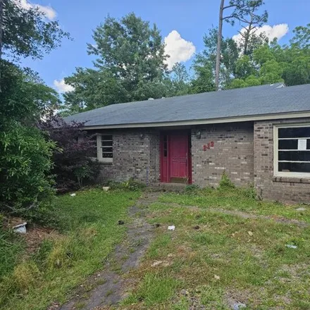 Buy this 3 bed house on 263 North 25th Avenue in Hattiesburg, MS 39401
