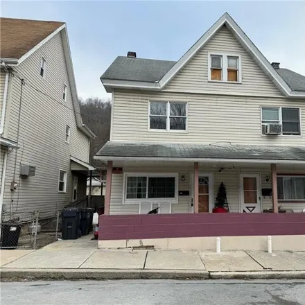 Buy this 6 bed house on 134 Jamestown Street in Jamestown, Mahoning Township
