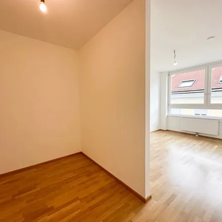 Rent this 4 bed apartment on Lazelberger in Untere Donaustraße, 1020 Vienna