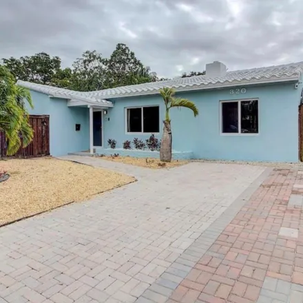 Rent this 3 bed house on 320 SW 11th Ct in Fort Lauderdale, FL 33315