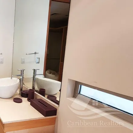 Buy this studio apartment on Cancun Convention Center in Avenida Kukulcán, 75500 Cancún