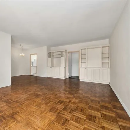 Image 7 - 20 EAST 9TH STREET 12N in Greenwich Village - Apartment for sale
