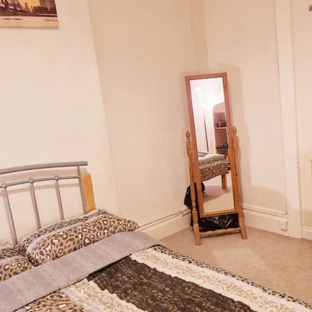 Rent this 1 bed apartment on Plymouth in PL4 6PW, United Kingdom