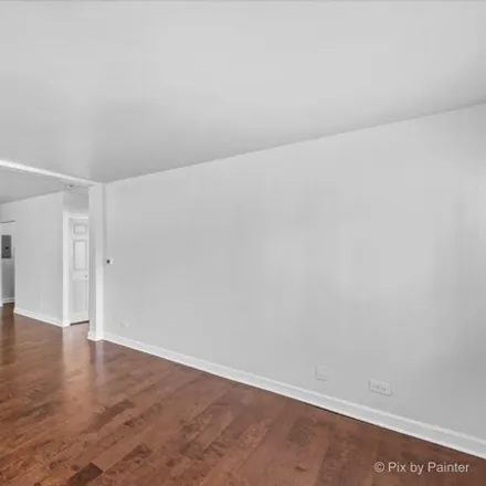 Image 9 - 1918 West Chase Avenue, Chicago, IL 60626, USA - Apartment for rent