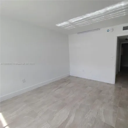 Rent this 3 bed condo on 8520 Southwest 133rd Avenue Road in Miami-Dade County, FL 33183