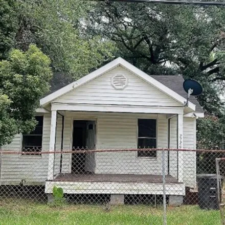 Buy this 2 bed house on 2746 Jackson Avenue in Belfort, Baton Rouge