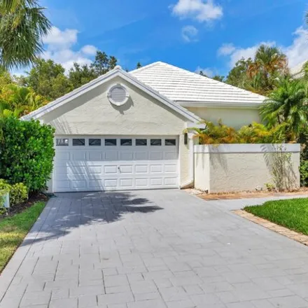 Buy this 3 bed house on 9263 Heathridge Drive in Palm Beach County, FL 33411
