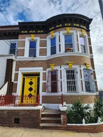 Buy this 7 bed house on 1746 Anthony Avenue in New York, NY 10457