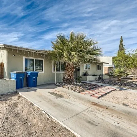 Image 2 - 205 Catalini St, Las Vegas, Nevada, 89107 - House for sale