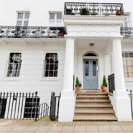 Rent this 1 bed apartment on Clarendon Square in Royal Leamington Spa, CV32 5QY