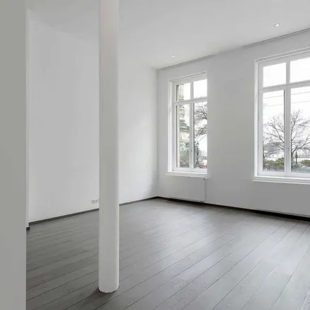 Image 5 - Rue Royale - Koningsstraat 83, 1000 Brussels, Belgium - Apartment for rent