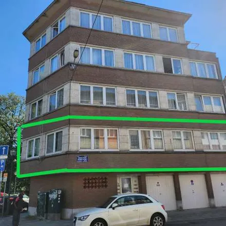 Rent this 1 bed apartment on Rue du Souvenir - Gedachtenisstraat 86 in 1070 Anderlecht, Belgium