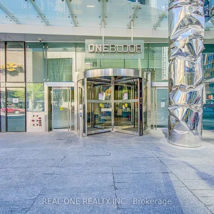 Image 4 - One Bloor East, 1 Bloor Street East, Old Toronto, ON M4W 1A9, Canada - Apartment for rent