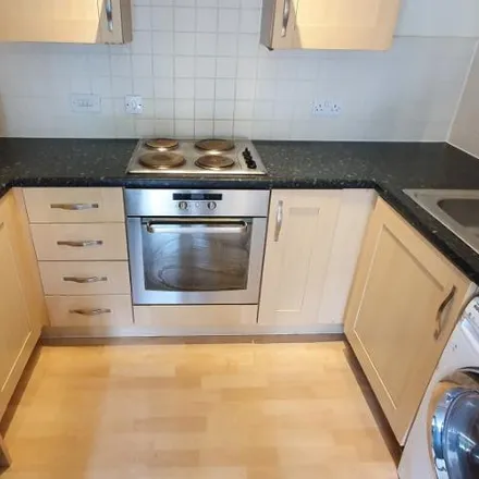 Image 2 - Monea Hall, Conisbrough Keep, Coventry, CV1 5PP, United Kingdom - Apartment for rent