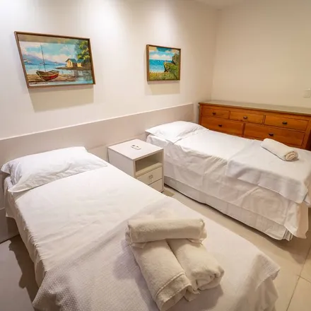 Rent this 2 bed apartment on Monte Gordo in Camaçari - BA, 42820-000