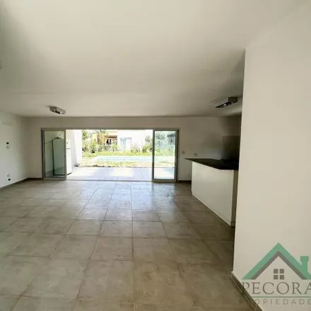 Buy this 3 bed house on unnamed road in Partido del Pilar, 1627 Zelaya