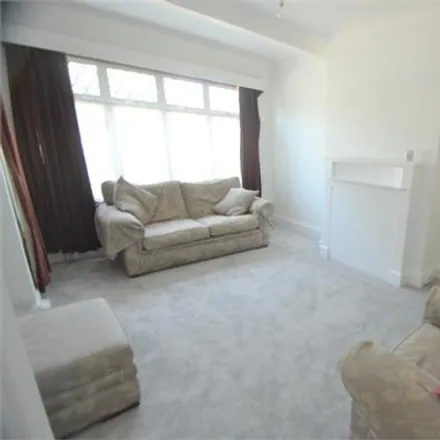 Image 2 - Hall Lane, Grahame Park, London, NW4 4TN, United Kingdom - Duplex for rent