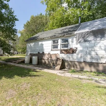 Image 6 - 135 Bloomington Street, Bevier, Macon County, MO 63532, USA - House for sale