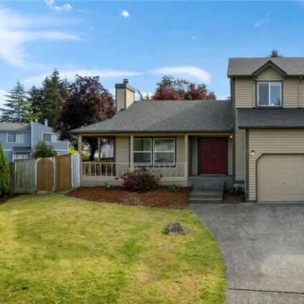 Buy this 3 bed house on 1617 Southwest 324th Place in Federal Way, WA 98023