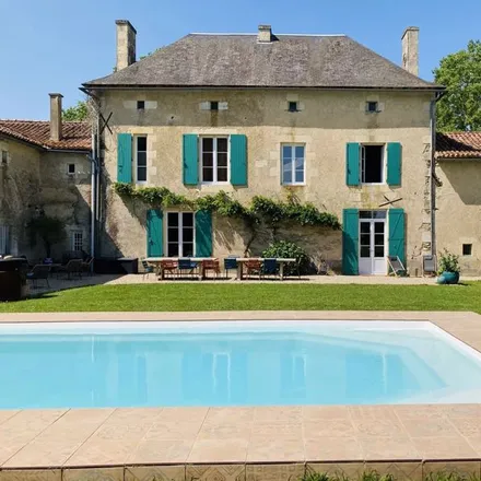 Buy this 8 bed house on 86350 Château-Garnier