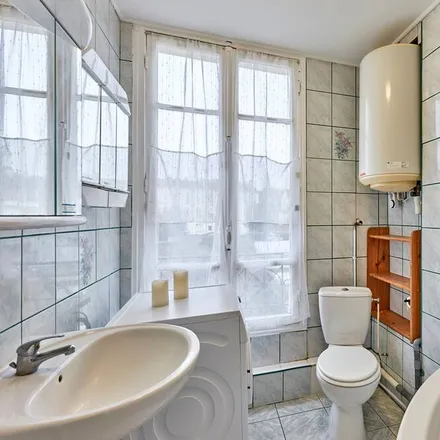 Image 5 - Ivry-sur-Seine, Place Marcel Cachin, 94200 Ivry-sur-Seine, France - Apartment for rent