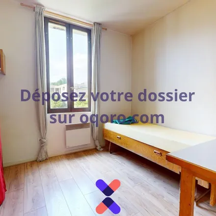 Image 2 - 21 Chemin de la Blanchisserie, 38100 Grenoble, France - Apartment for rent