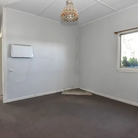 Rent this 3 bed apartment on North Street in Warrendine NSW 2800, Australia