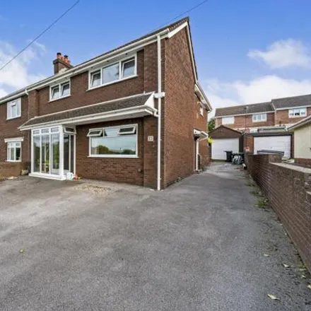 Buy this 4 bed duplex on unnamed road in Neath, SA11 3SU