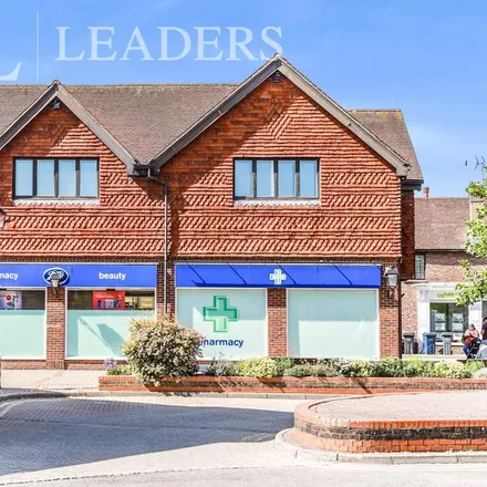 Image 6 - Boots, High Street, Cranleigh, GU6 8AT, United Kingdom - Apartment for rent