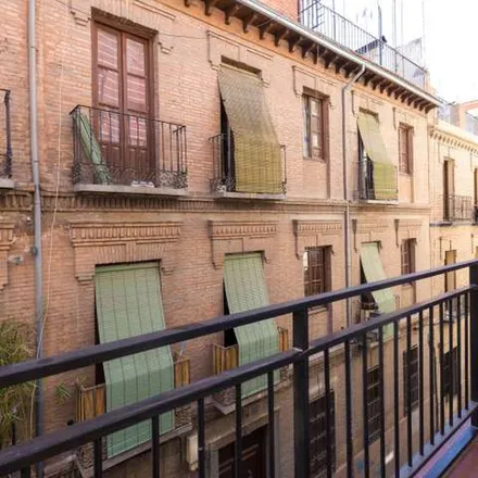 Rent this 3 bed apartment on Dancing coffee shop in Calle Misericordia, 18001 Granada