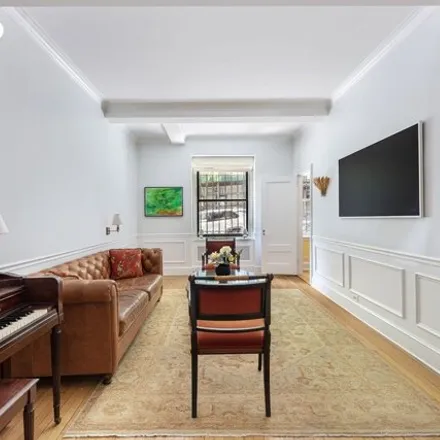 Image 3 - 139 E 94th St # 1A, New York, 10128 - Townhouse for sale