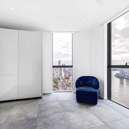 Rent this 3 bed apartment on Thames Quay in Canary Wharf, London