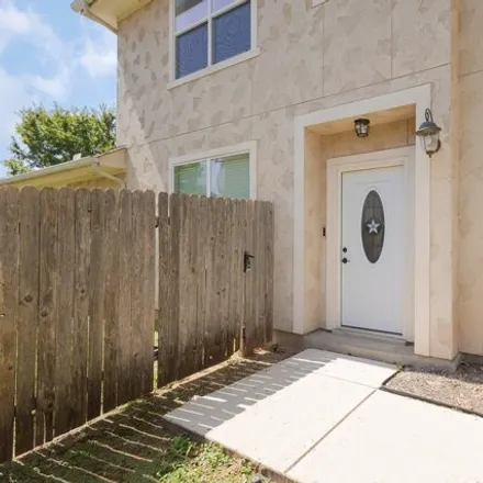 Image 3 - 12306 Abbey Gdn, San Antonio, Texas, 78249 - House for sale