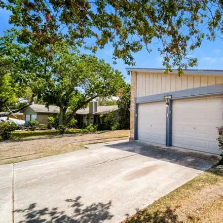 Buy this 3 bed house on 11063 White Sands in Live Oak, Bexar County