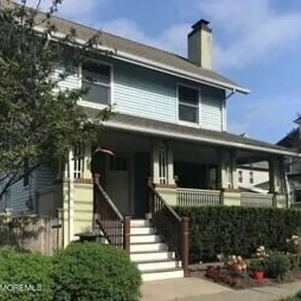Rent this 3 bed house on Fisch's Lane in Asbury Park, NJ 07711