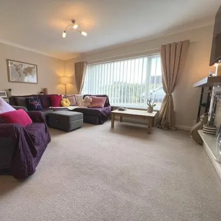Image 2 - Seaton Crescent, Lytham St Annes, FY8 2RF, United Kingdom - House for sale