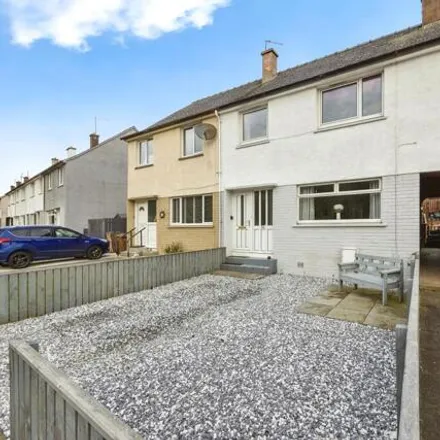 Buy this 3 bed townhouse on Glass Road in Winchburgh, EH52 6SQ