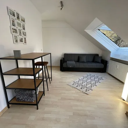 Rent this 2 bed apartment on Graf-Stauffenberg-Straße 35 in 66121 Saarbrücken, Germany