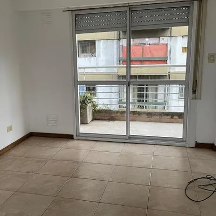 Rent this 1 bed apartment on Montevideo 922 in Rosario Centro, Rosario