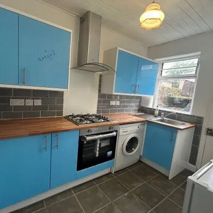 Rent this 3 bed apartment on Mapledale Road in Liverpool, L18 5JE
